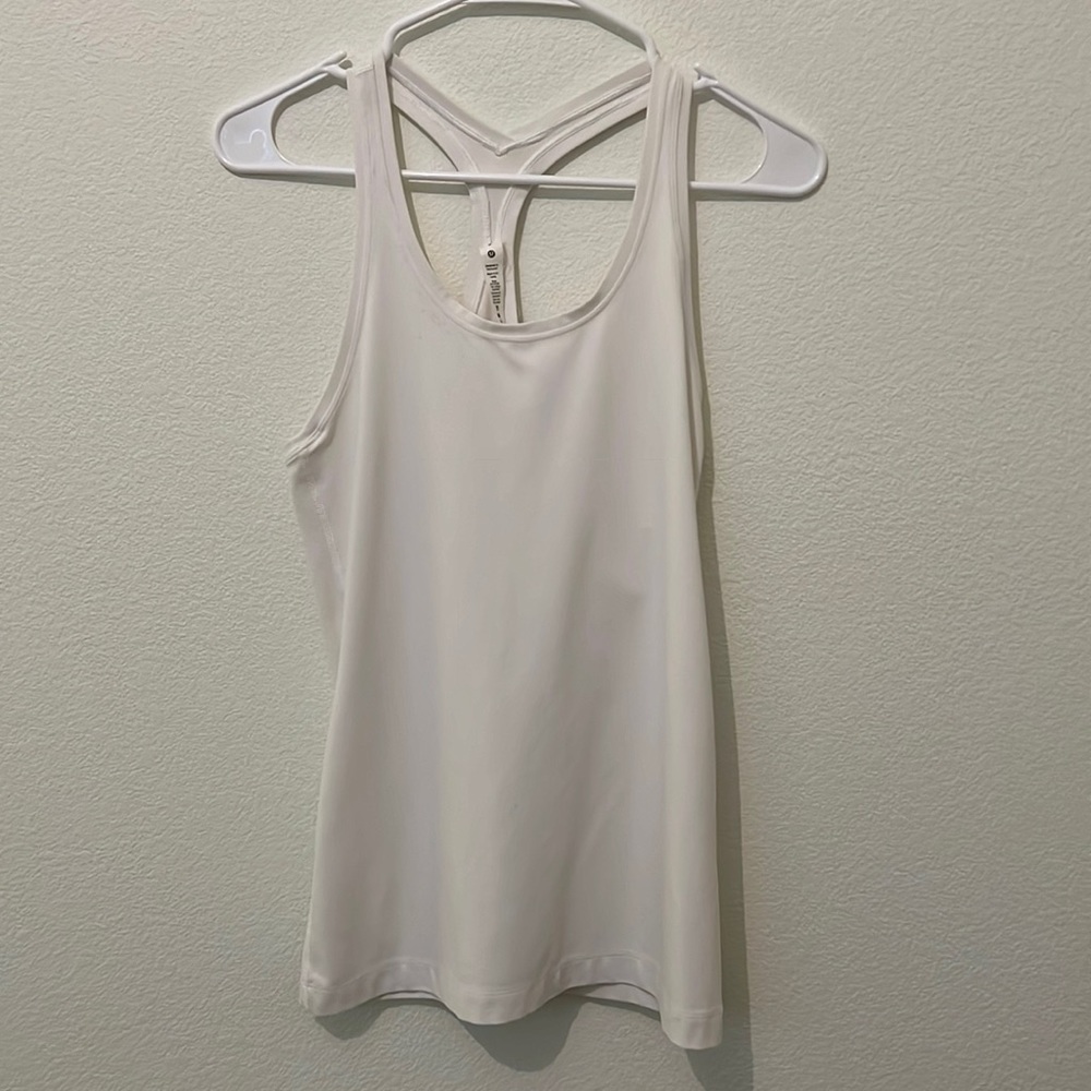 Lululemon tank top 8